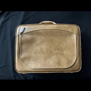 Bagage « carryon » style vintage couleur beige